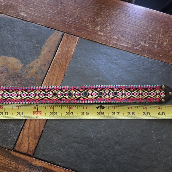 Multi-coloured boho leather belt w aztec / tribal design - Picture 4 of 5